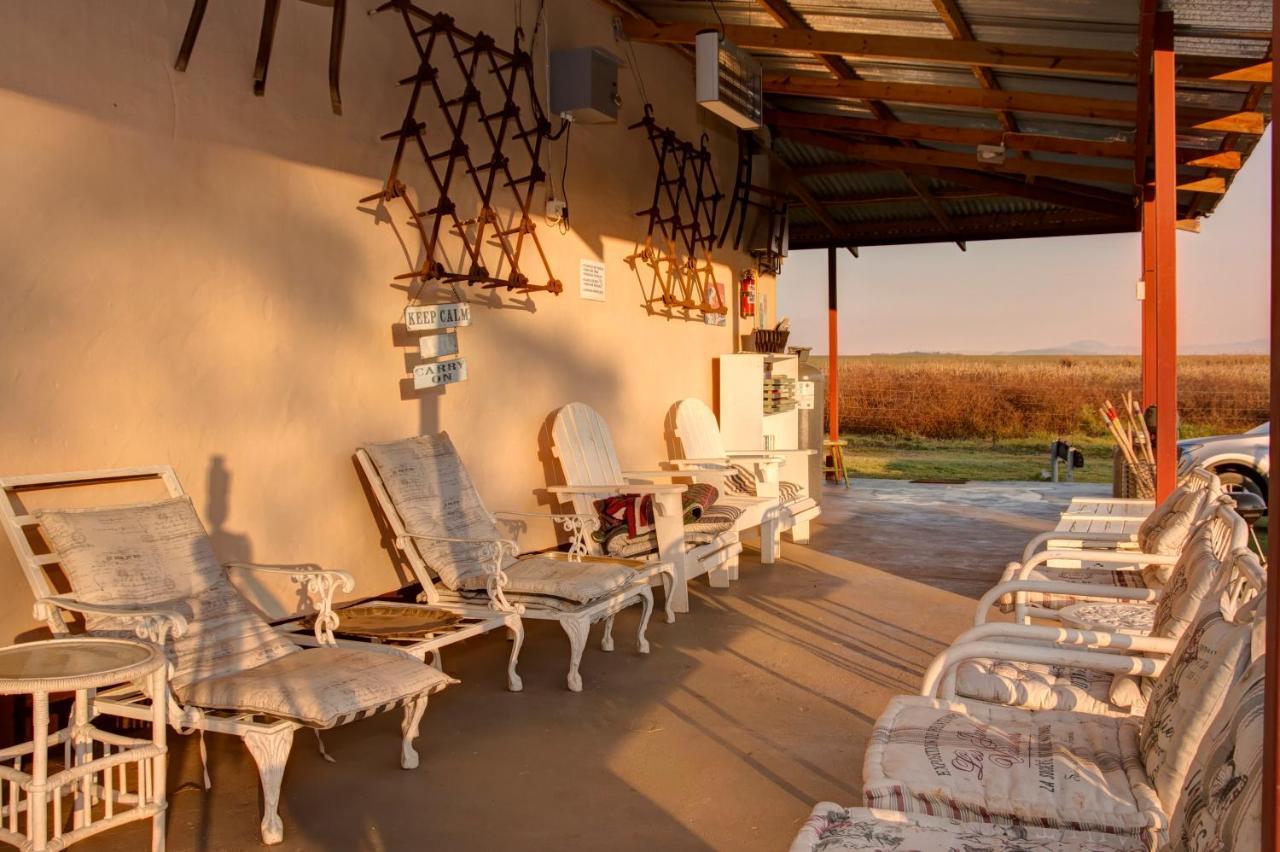 Drakensberg Bush Lodge And Backpackers Winterton Exterior foto